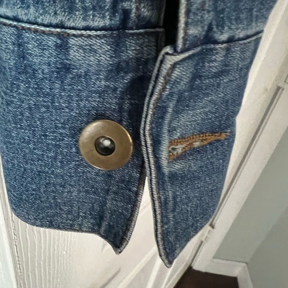 Jean jacket - Picture 8 of 8